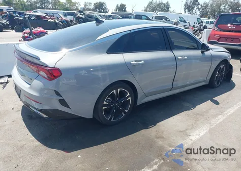 2022 Kia K5 Gt-Line z USA, uszkodzony, nr VIN 5XXG64J29NG114749